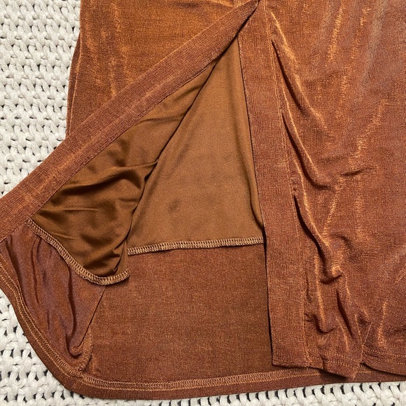 Slinky Dress - Picture 7 of 7